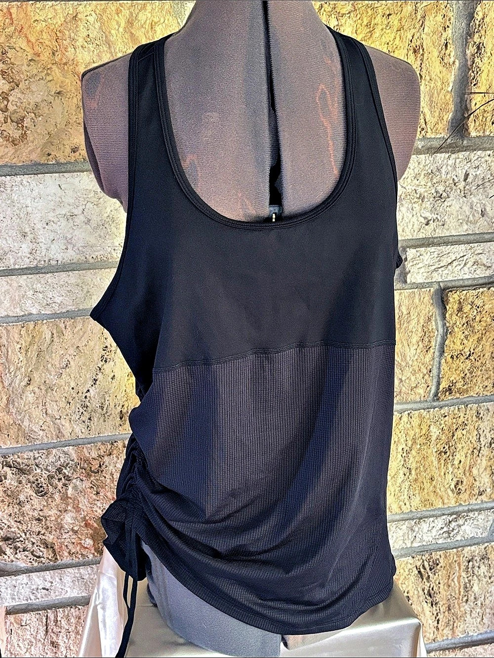 Fabletics Black Ruched Athletic Tank Top